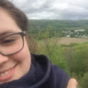 Meet your Posher, Emily